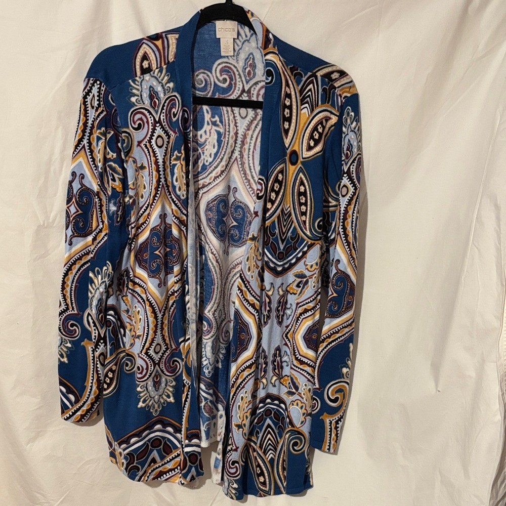 Chico's Teal and Cream Paisley Open Front Cardigan (armpit 24 inches)